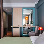 Ladadika Design, Philian And Apartament