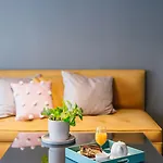 Ladadika Design, Philian And Apartament