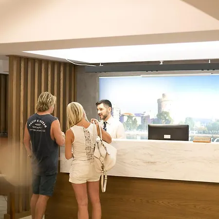 Apartment Ladadika Design, Philian And Thessaloniki