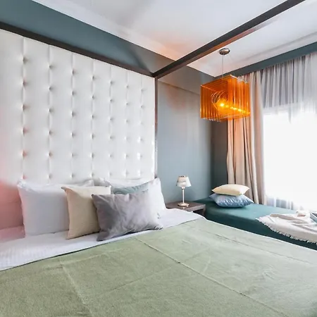 Ladadika Design, Philian And Appartement