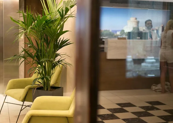 Appartement Ladadika Design, Philian And