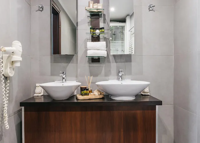Appartement Ladadika Design, Philian And *