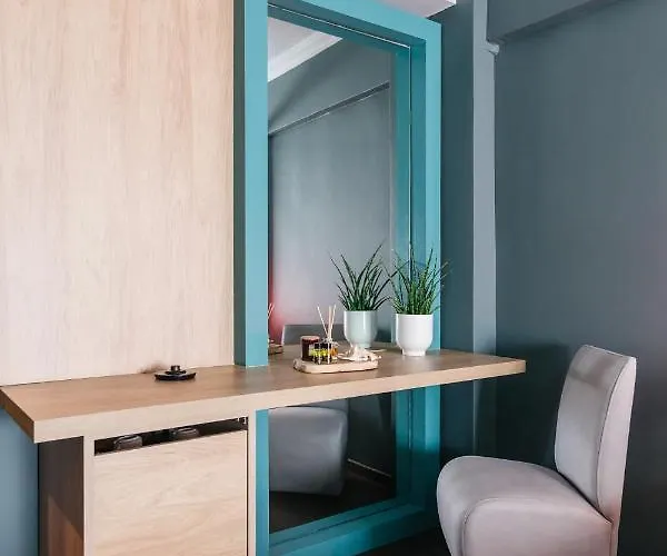 Daire Ladadika Design, Philian And Selanik