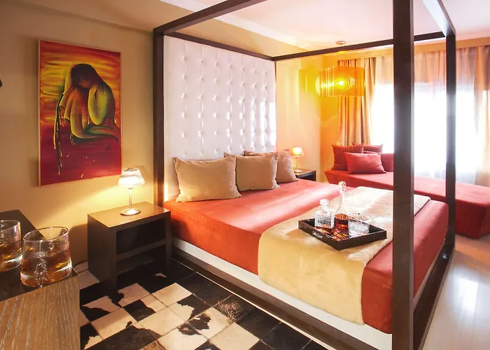 Daire Ladadika Design, Philian And Selanik