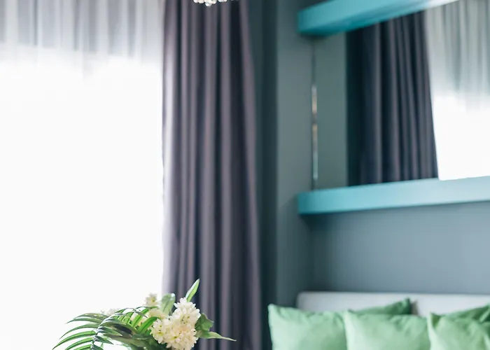 Ladadika Design, Philian And Selanik