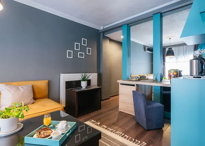 Ladadika Design, Philian And Thessaloníki